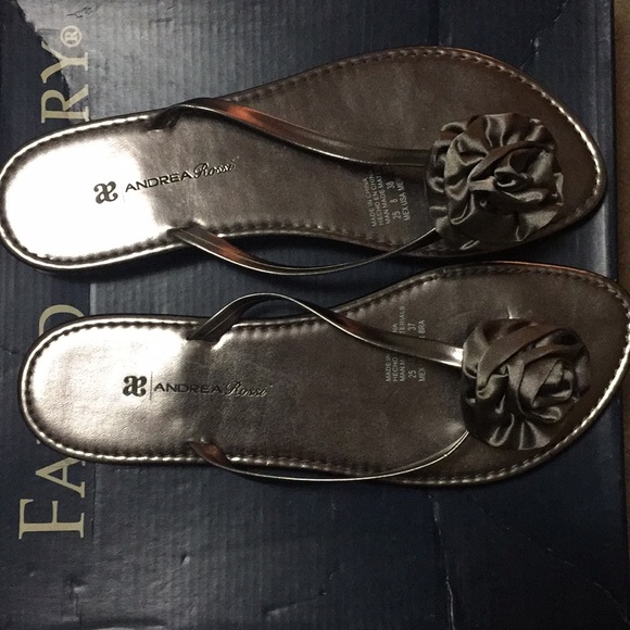 Sandals - Picture 1 of 2